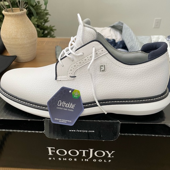 FootJoy Golf Shoes - Picture 2 of 5